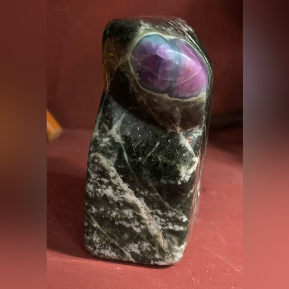 Ruby in Zolite - Picture 4 of 8